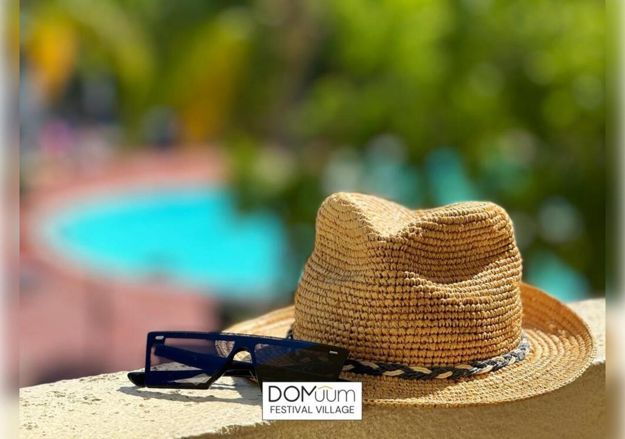 Domuum Holidays - Festival Village Salou Exterior foto